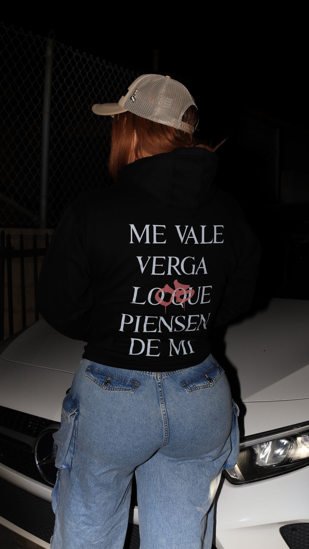 Mi Me Vale Vrga Hoodie